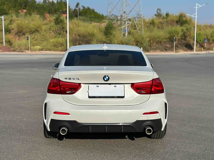 Фото 11 - BMW 1 Series