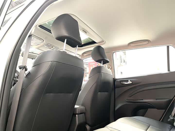 Фото 12 - Kia KX1