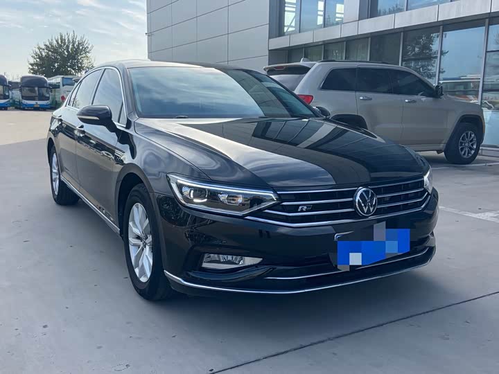 Фото 3 - Volkswagen Magotan