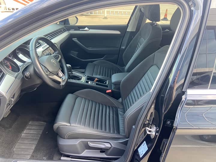 Фото 4 - Volkswagen Magotan