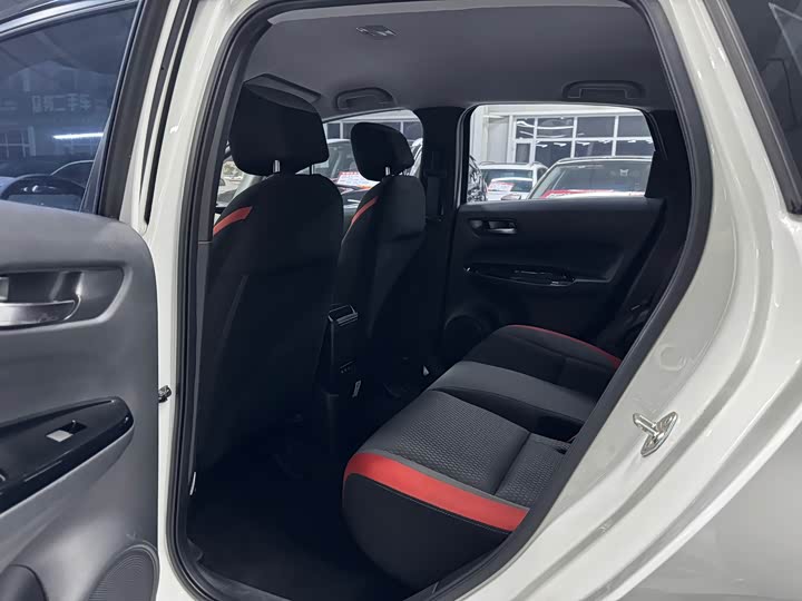 Фото 14 - Honda Life