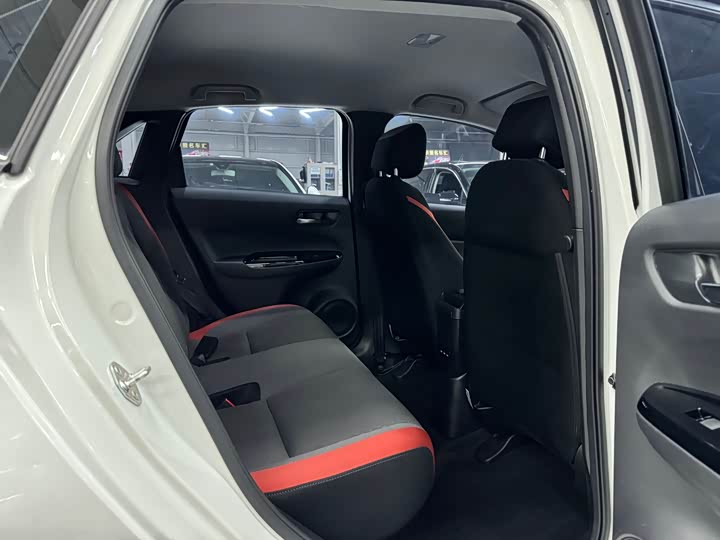 Фото 15 - Honda Life