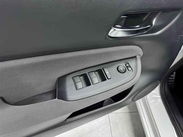 Фото 7 - Honda Life