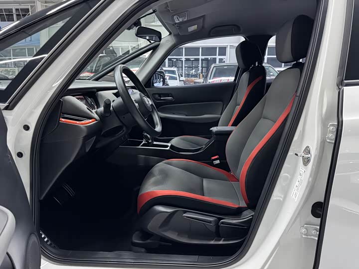 Фото 8 - Honda Life