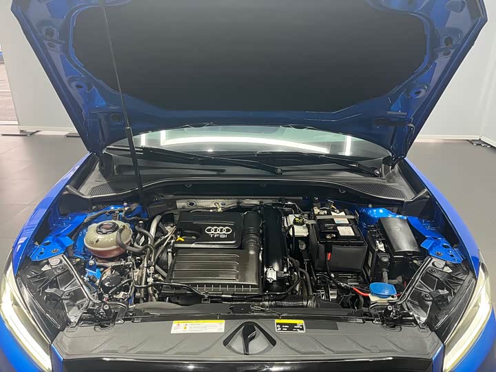 Фото 8 - Audi Q2L