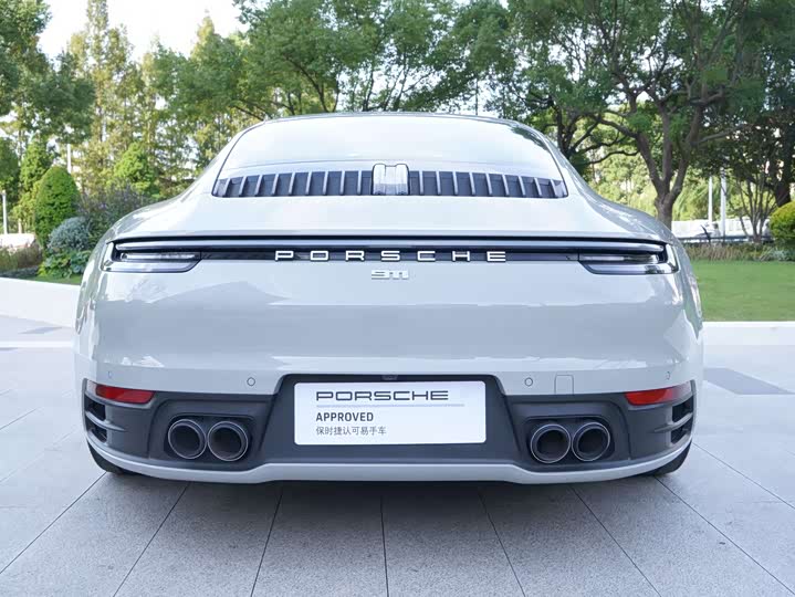 Фото 18 - Porsche 911