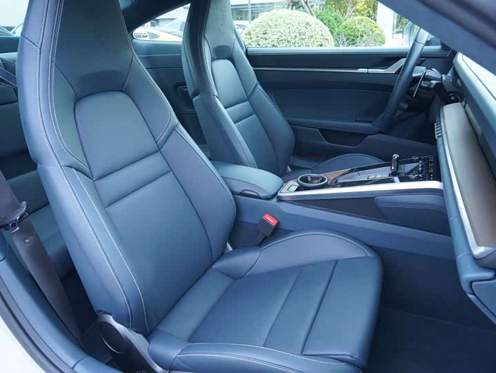 Фото 4 - Porsche 911