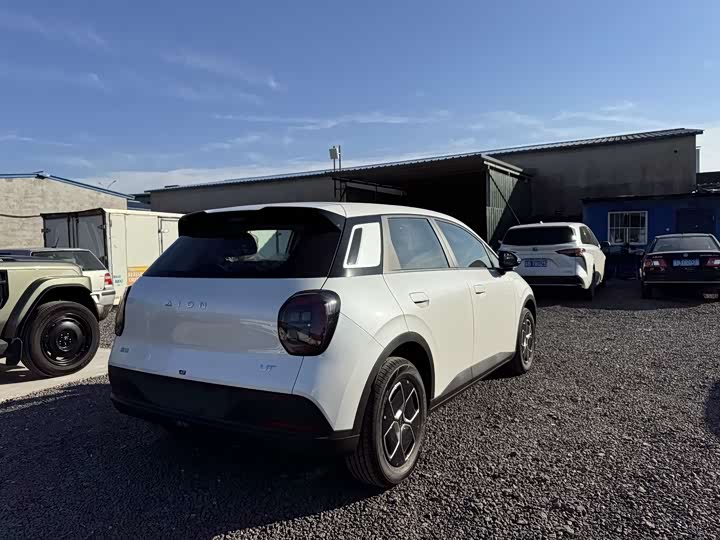 Фото 10 - GAC Aion UT