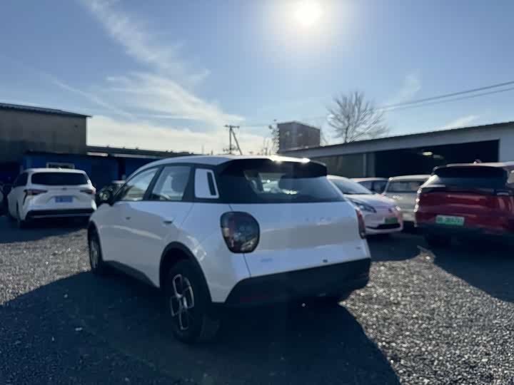 Фото 11 - GAC Aion UT