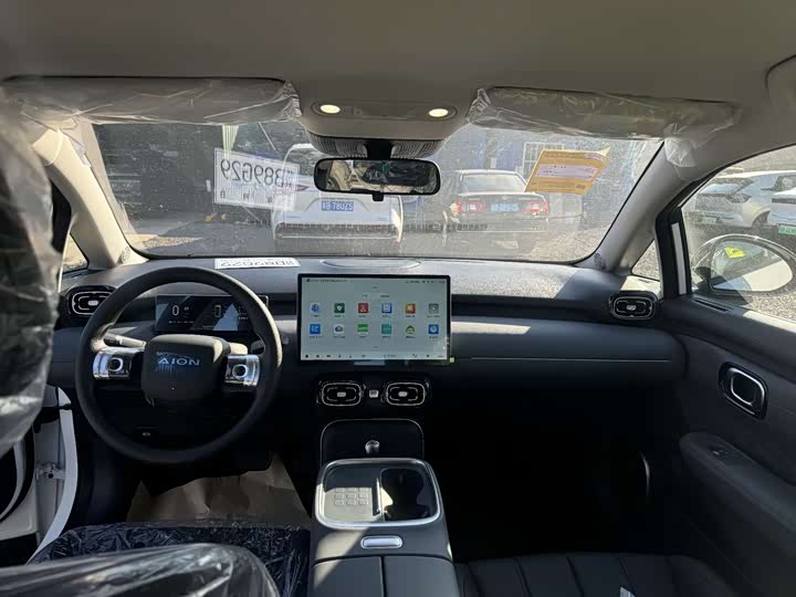 Фото 8 - GAC Aion UT