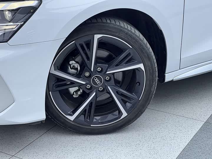 Фото 16 - Audi A3