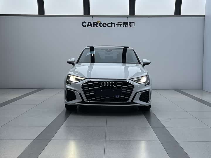 Фото 2 - Audi A3