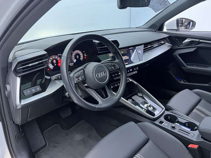 Фото 20 - Audi A3