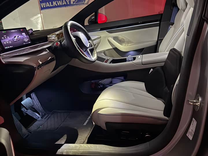 Фото 7 - Luxeed S7