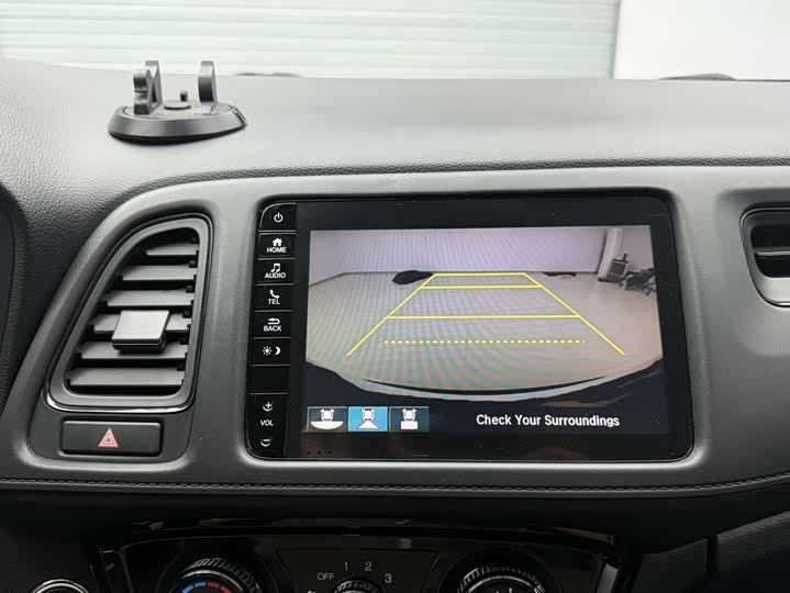 Фото 19 - Honda Vezel