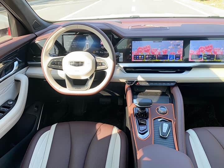 Фото 18 - Geely Monjaro