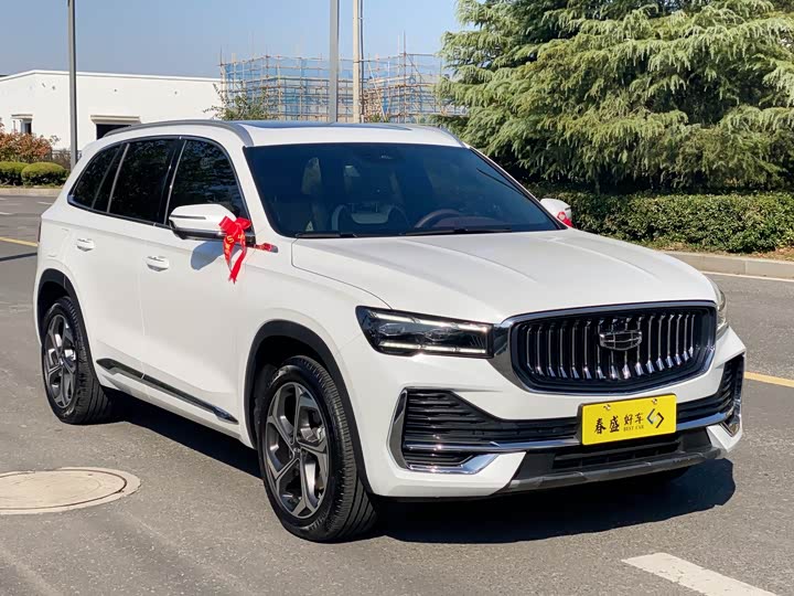 Фото 3 - Geely Monjaro