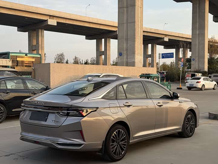 Фото 5 - Dongfeng Aeolus Yixuan Max