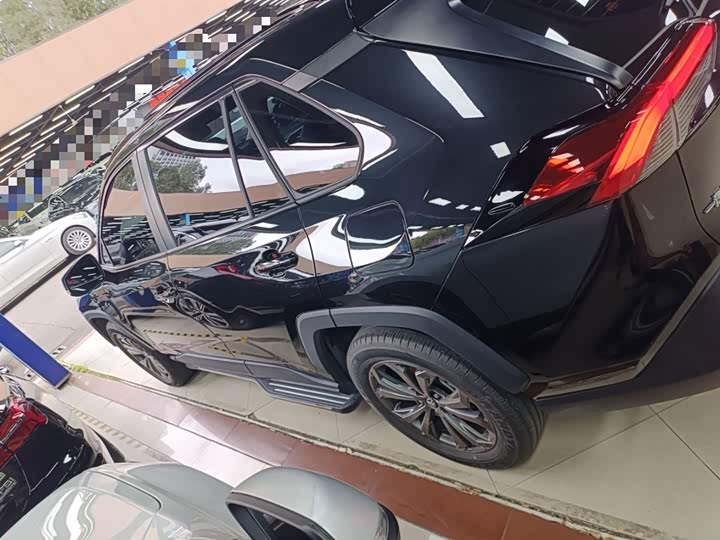 Photo 5 - Toyota RAV4