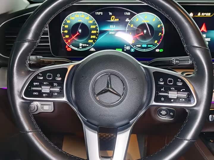 Фото 10 - Mercedes-Benz GLE-Class