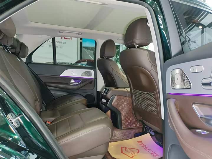 Фото 13 - Mercedes-Benz GLE-Class