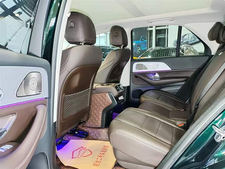 Фото 18 - Mercedes-Benz GLE-Class