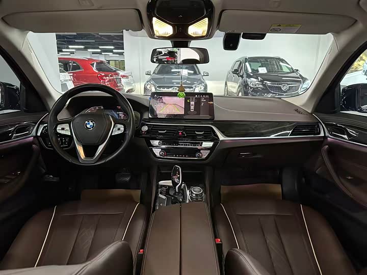 Фото 4 - BMW 5 Series