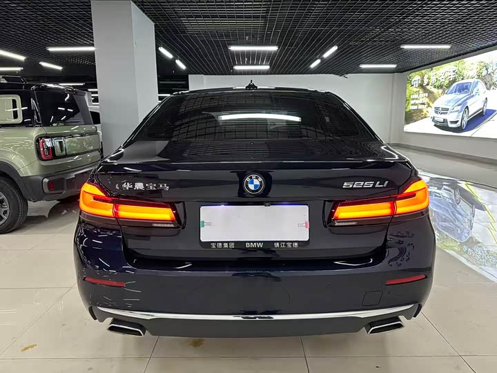 Фото 7 - BMW 5 Series