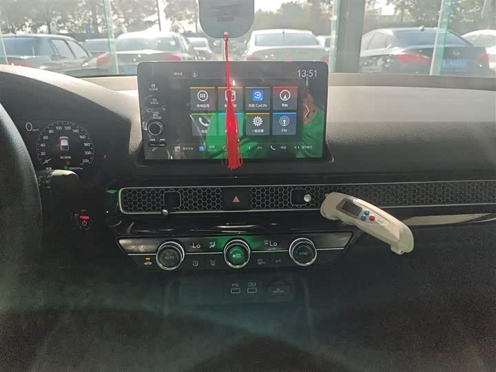 Фото 13 - Honda Civic