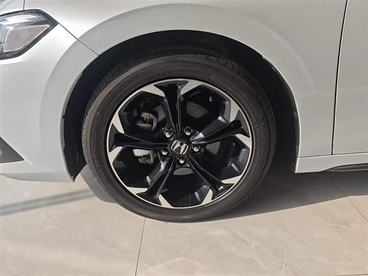 Фото 23 - Honda Civic