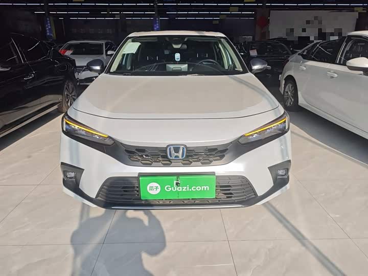 Фото 3 - Honda Civic