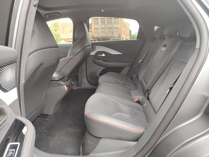 Фото 10 - BAIC Arcfox Alpha S