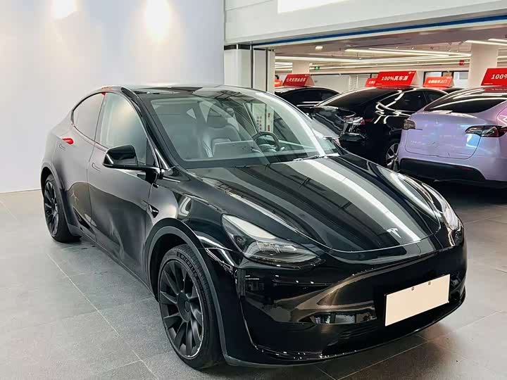 Фото 4 - Tesla Model Y