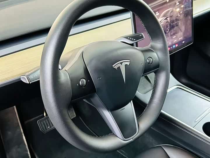 Фото 7 - Tesla Model Y