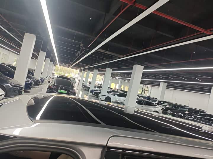 Фото 27 - XPeng X9