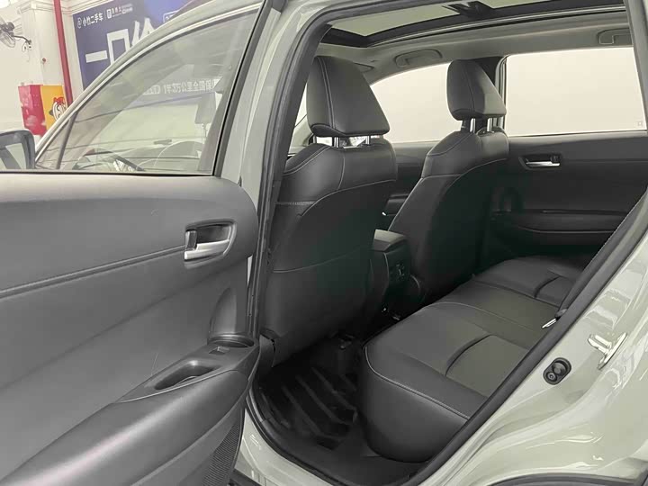 Фото 18 - Toyota Corolla Cross