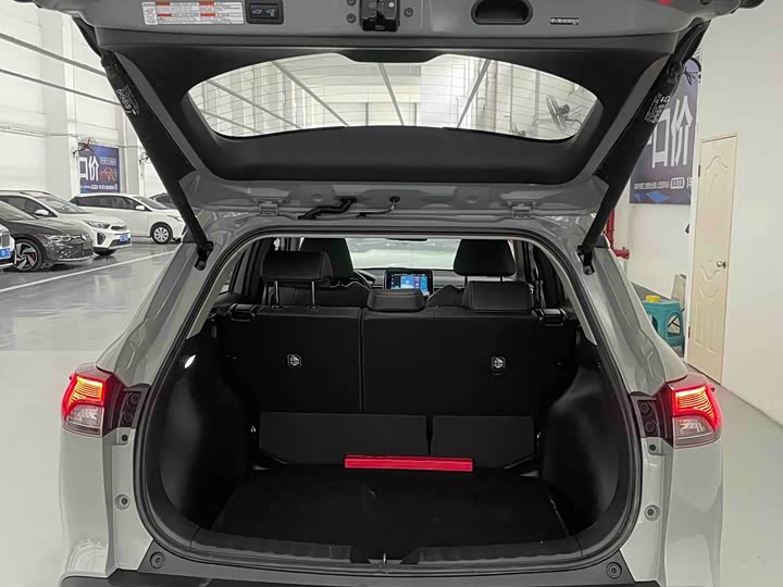 Фото 23 - Toyota Corolla Cross