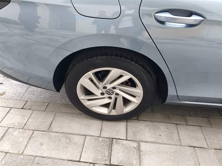 Фото 26 - Volkswagen Lamando L