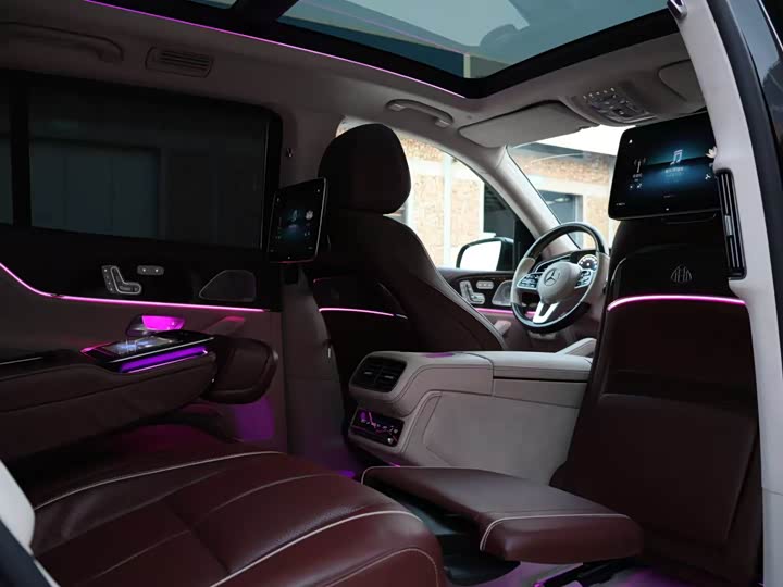 Фото 14 - Mercedes-Benz Maybach GLS