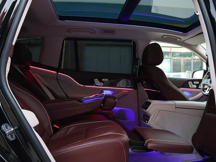 Фото 15 - Mercedes-Benz Maybach GLS