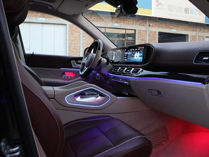 Фото 17 - Mercedes-Benz Maybach GLS