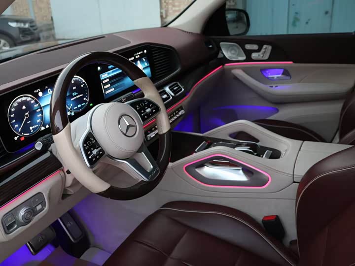 Фото 8 - Mercedes-Benz Maybach GLS