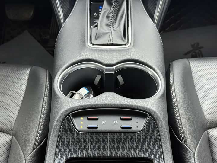 Фото 18 - Toyota Venza