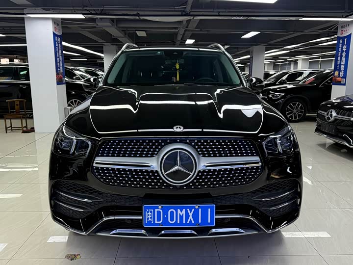 Фото 1 - Mercedes-Benz GLE-Class