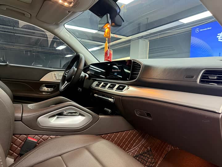 Фото 4 - Mercedes-Benz GLE-Class