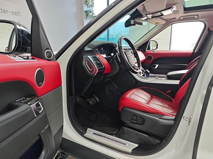 Фото 13 - Land Rover Range Rover Sport