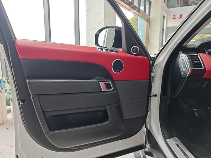 Фото 4 - Land Rover Range Rover Sport