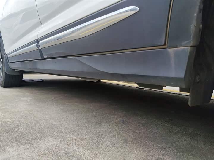 Фото 22 - Dongfeng Forthing T5