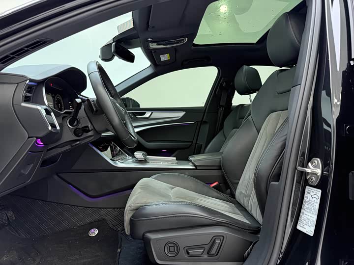 Фото 7 - Audi A6L