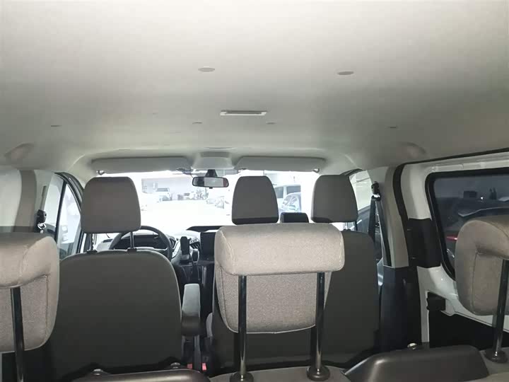 Фото 18 - Ford Transit